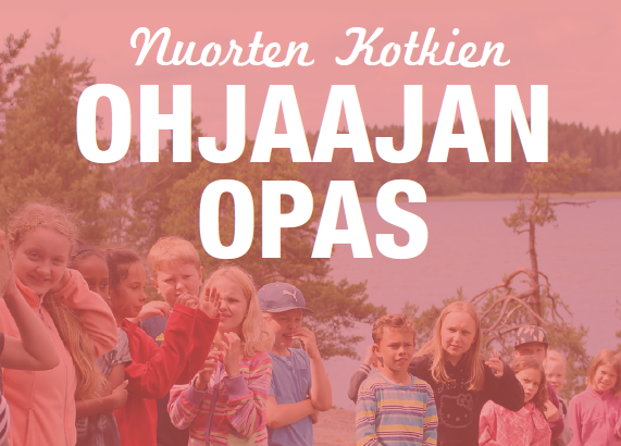 Kuva Nuorten Kotkien Ohjaajan Oppaan kannesta. Kuvassa lapsia kalliolla meren rannalla